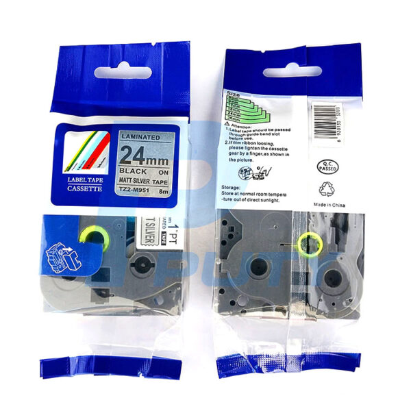 nhan in tz2 m951 24mm x 8m chu den tren nen bac