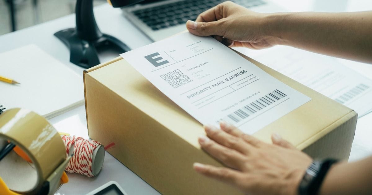 335891 Shipping Labels cover 1699589678