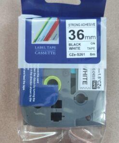 Nhãn in Siêu Dẻo CZe-FX461 | 36mm x 8m | Chữ Đen trên nền Đỏ