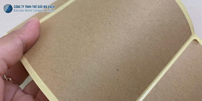 Decal giấy kraft (decal da bò) có màu nâu đặc trưng
