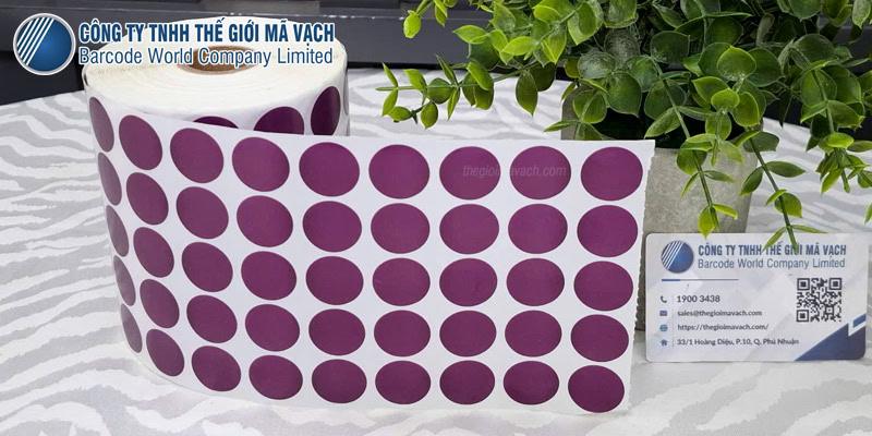 Decal giấy tem tròn phi 20mm loại 5 tem có nền tím nổi bật Decal giấy tem tròn phi 20mm loại 5 tem có nền tím nổi bật
