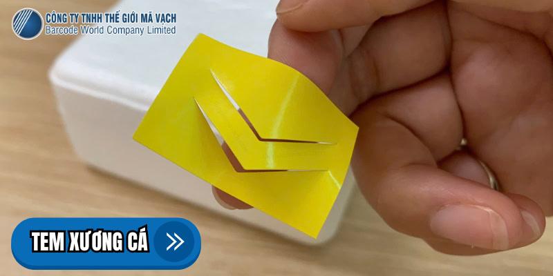 Tem xương cá chống bóc có thiết kế xương cá trên bề mặt Tem xương cá chống bóc có thiết kế xương cá trên bề mặt