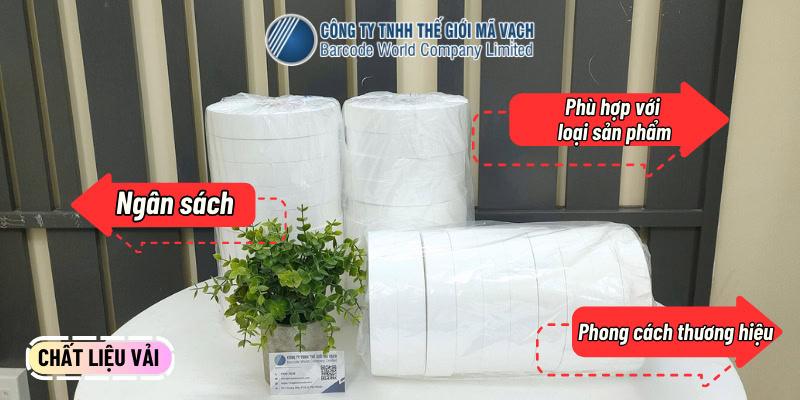 Xem xét chất liệu vải Xem xét chất liệu vải